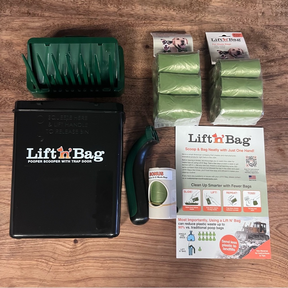 NIB Neater Pets Lift'n'Bag Pooper Scooper Set in Black & Green 180+ Refill Bags